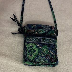 Vera Bradley small cross body bag